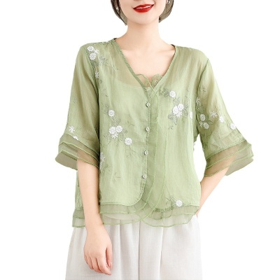 绣花棉麻T恤衫女2024夏季新款文艺范V领短袖开衫上衣时尚显瘦小衫